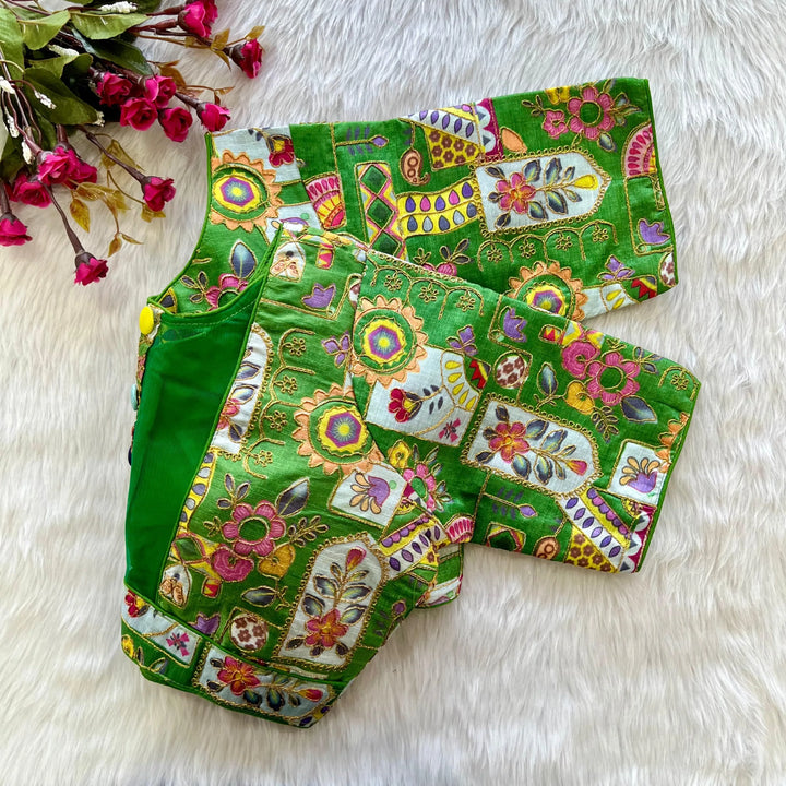 TikTok Position Work Back Pattern Blouse