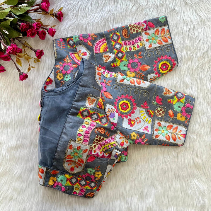 TikTok Position Work Back Pattern Blouse