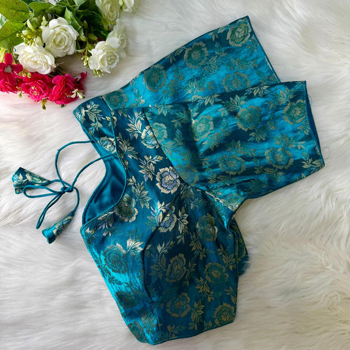 PURE SIMMER JEQUARD SILK BLOUSE